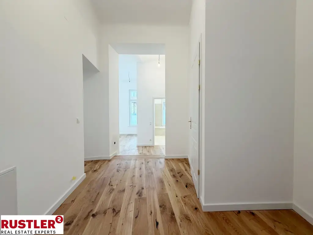 Wohnen oder Arbeiten – diese stilvolle Altbauwohnung bietet Beides!