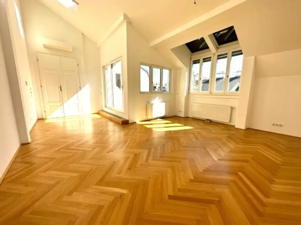 BÖRSE-NÄHE, klimatisiertes 98 m2 Dachgeschoss mit 9 m2 Terrasse, 3 Zimmer, Extraküche, 2 Bäder, Gonzagagasse
