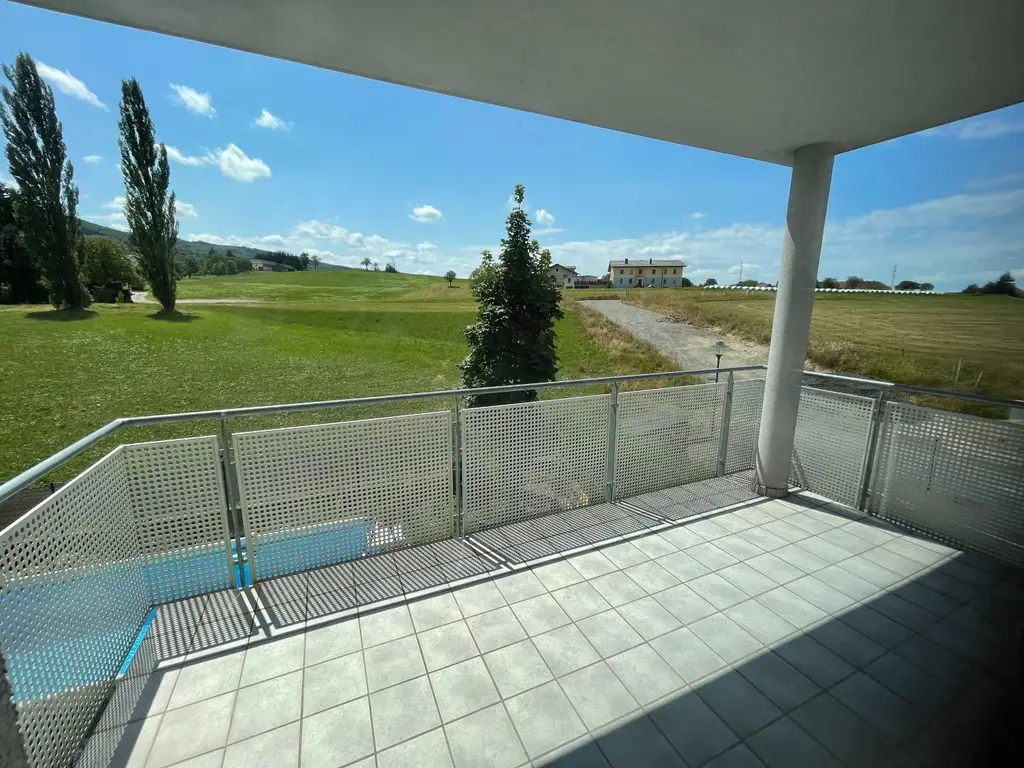 Kirnberg - herrliche 3 Zimmerwohnung mit Blick ins Grüne