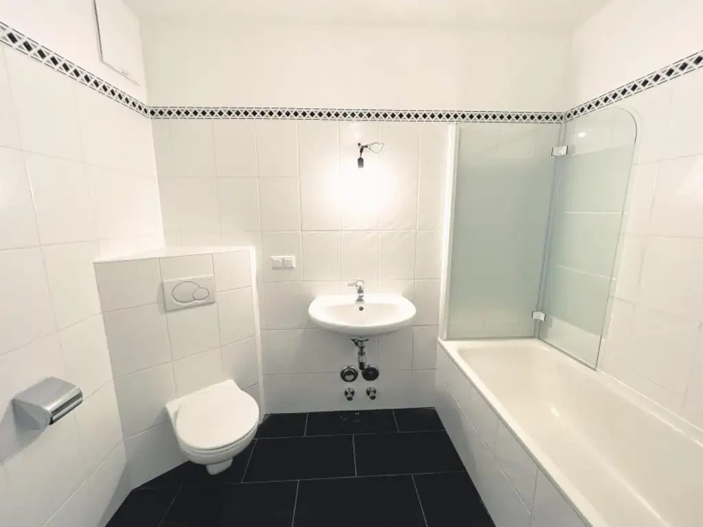 Moderne 2-Zimmer-Neubauwohnung mit Balkon!