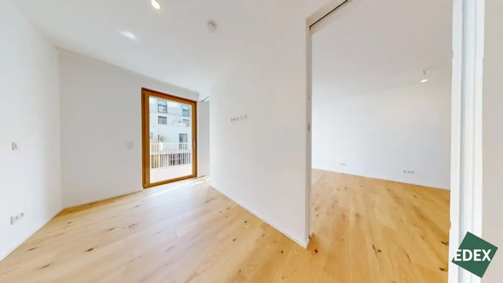 ERSTBEZUG | Lichtdurchflutete 2-Zimmer Wohnung mit großzügigem Balkon und Klimaanlage