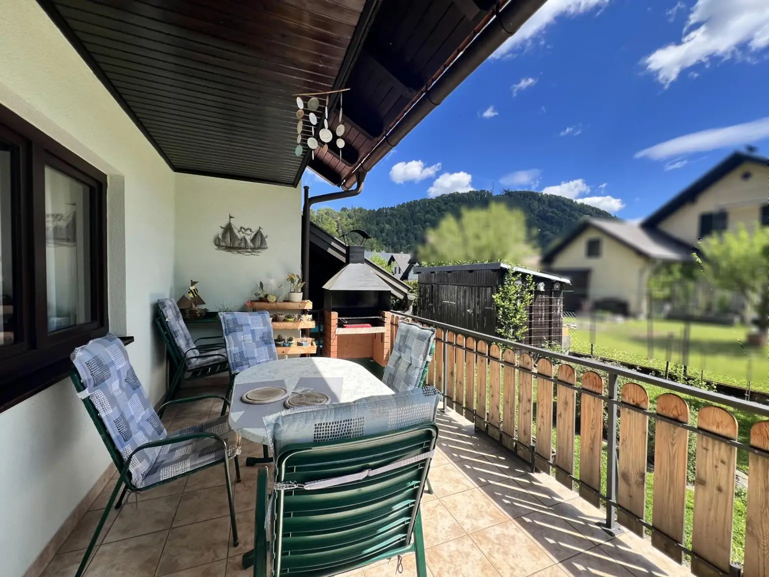 überdachte Terrasse