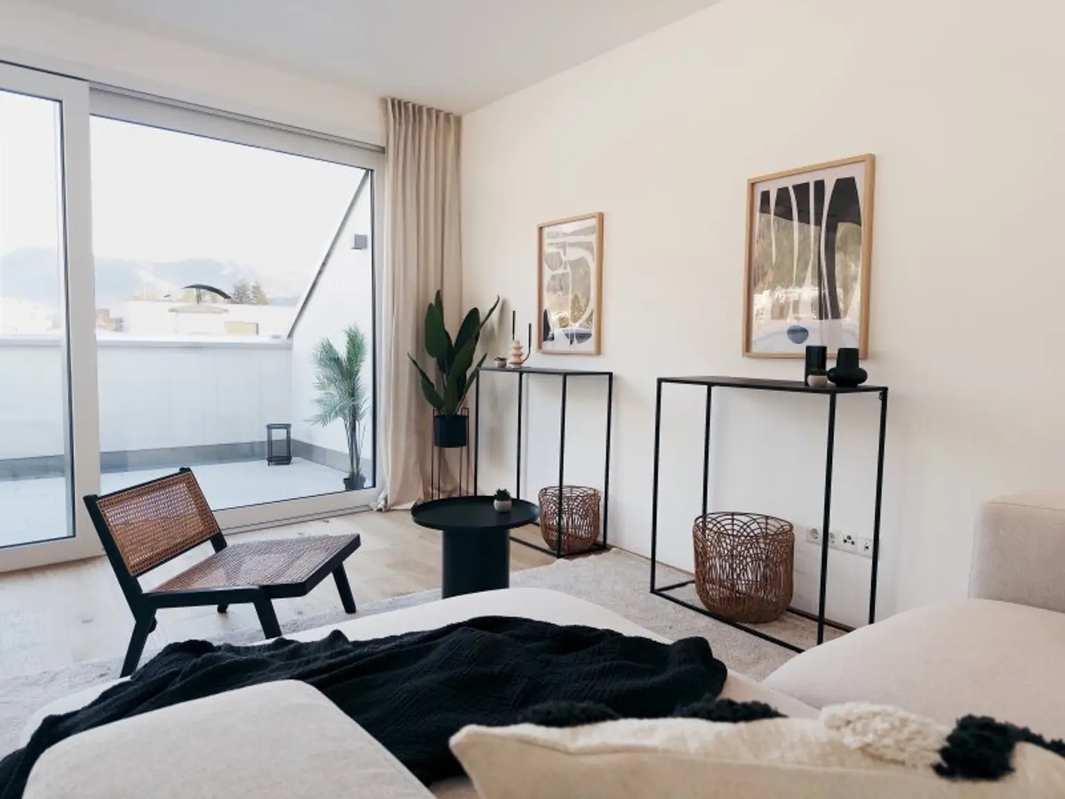 Auf höchstem Niveau: Dachgeschosswohnung in Hötting
