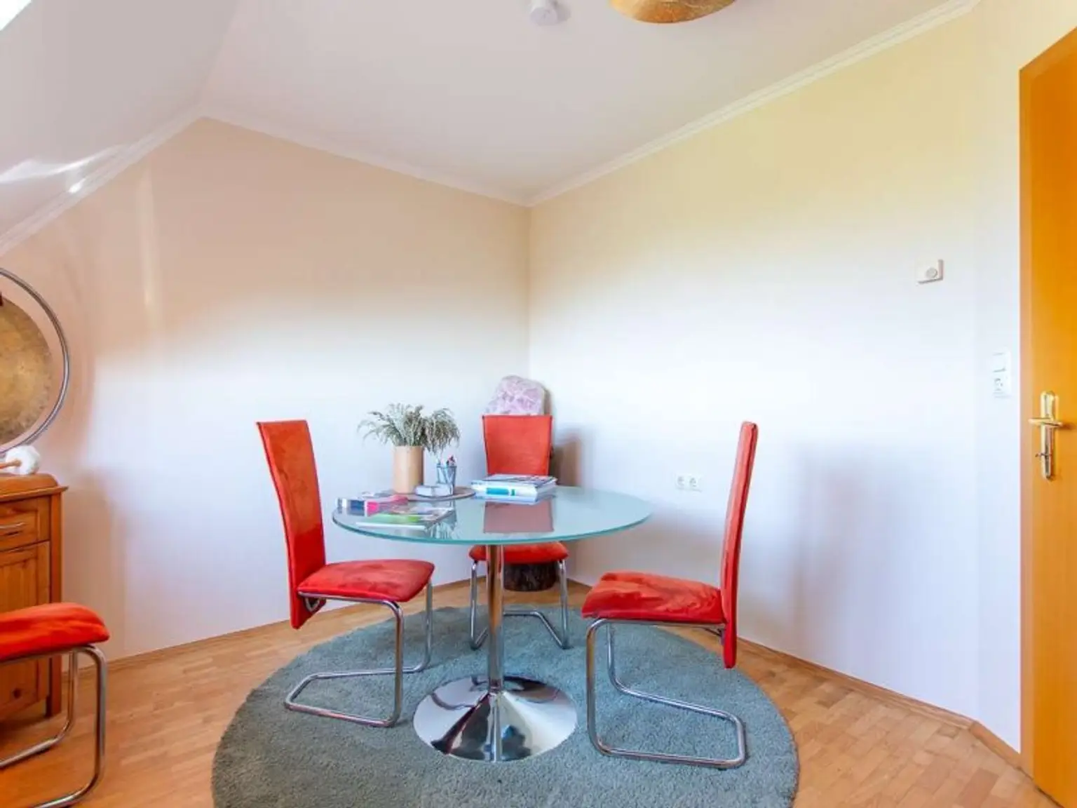 Neuwertiges Einfamilienhaus in Mortantsch: 6 Zimmer, Garten, 2 Terrassen, Top-Ausstattung!