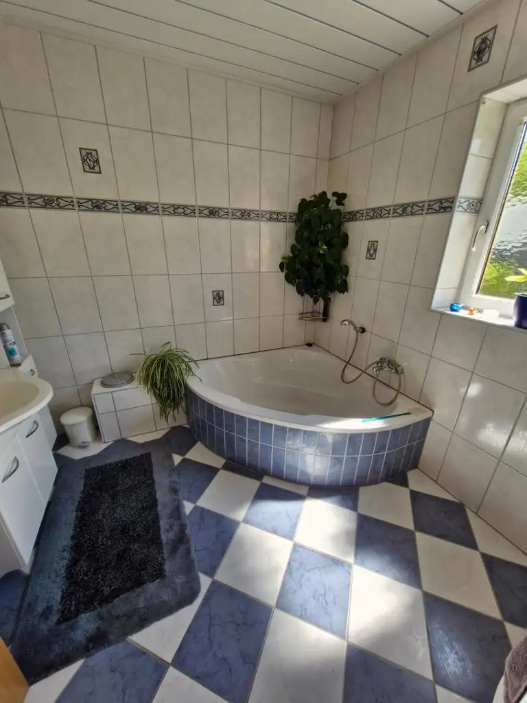 9421 Eitweg/Gemmersdorf   Schönes Einfamilienhaus
