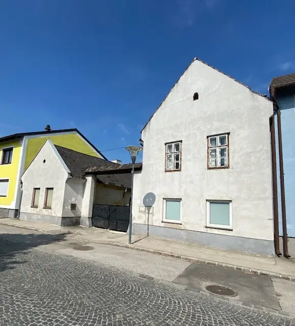 Straßenansicht