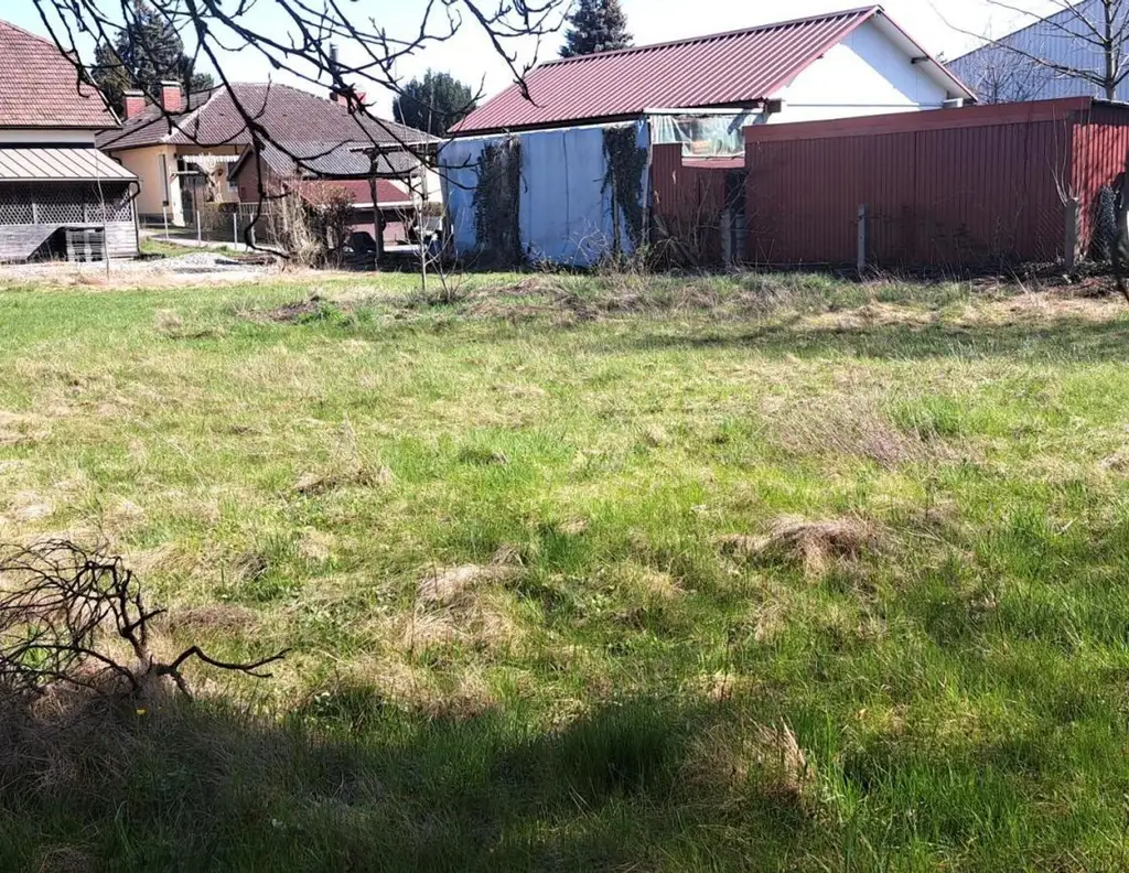 GRUNDSTÜCKSGRÖSSE VARIABEL