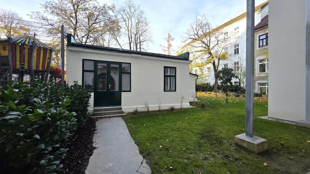 Atelier // Büro // Garten // Terrasse // Traumlage: Gumpendorfer Straße!!