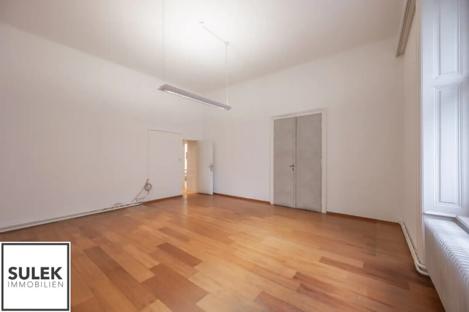 praktisch aufgeteiltes 3-Zimmer Büro im Co-Working Space / Nähe Albertina, Staatsoper