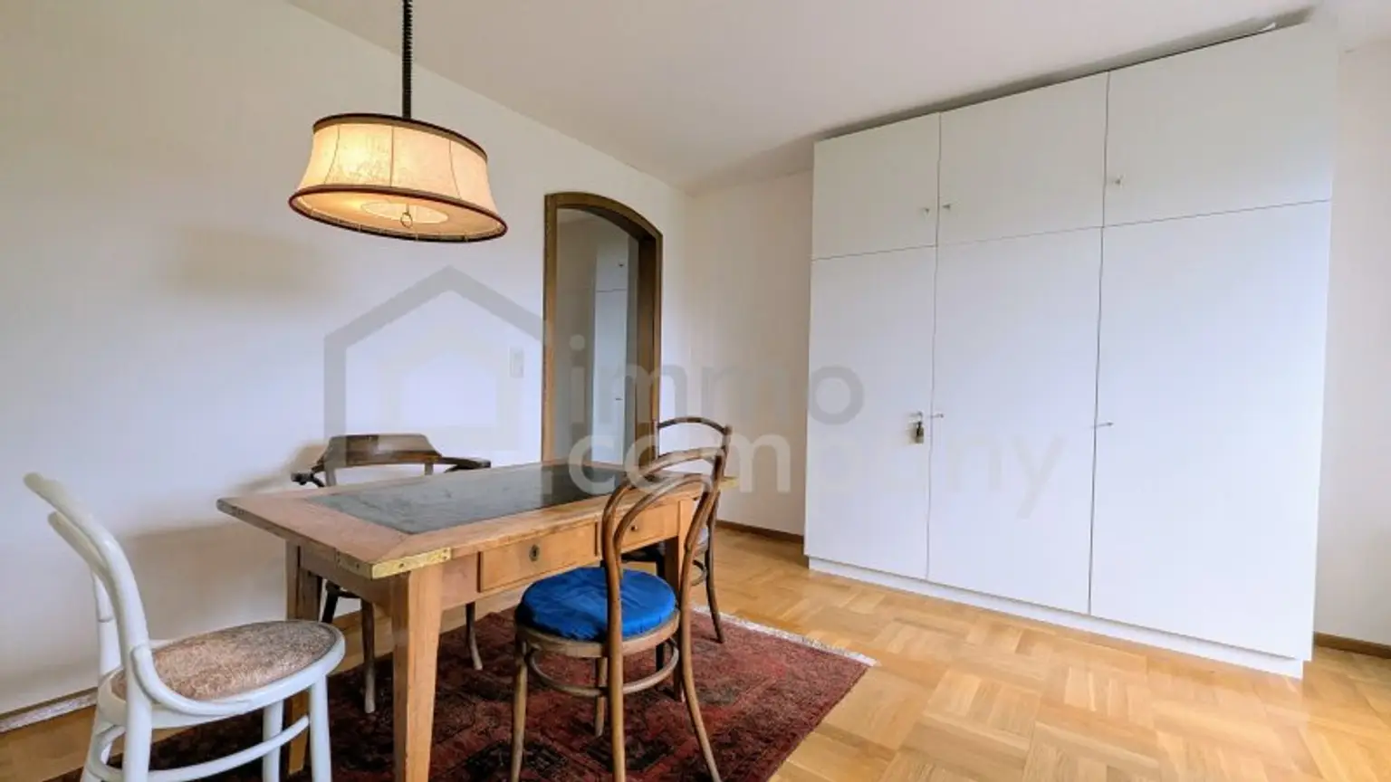 Traumhafte 3-Zimmer-Ferienwohnung mit Bergpanorama – mit 2 Balkonen und Parkplatz!