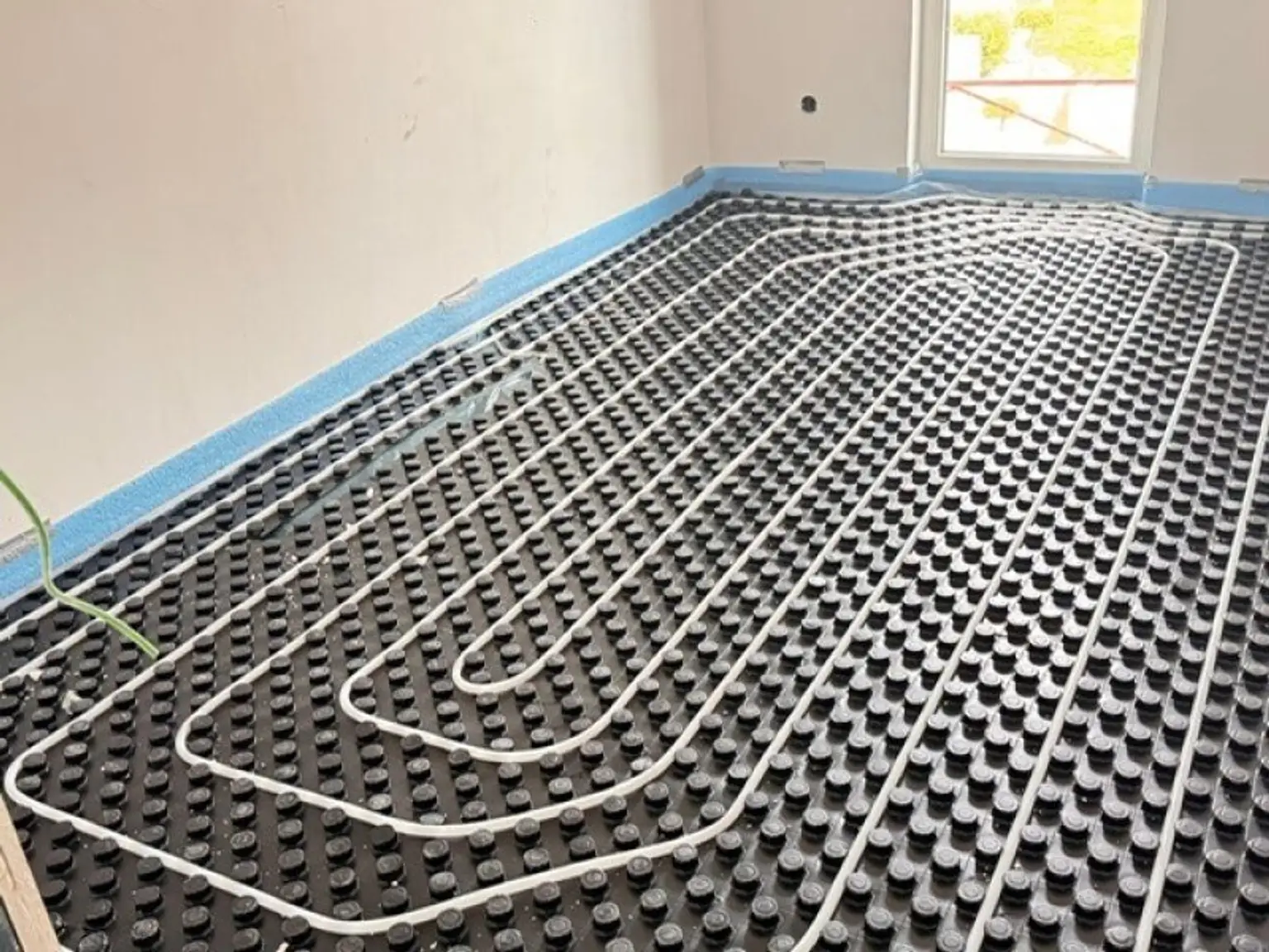 Moderne Doppelhaushälfte in Parndorf: Erstbezug mit Garten und Terrasse!