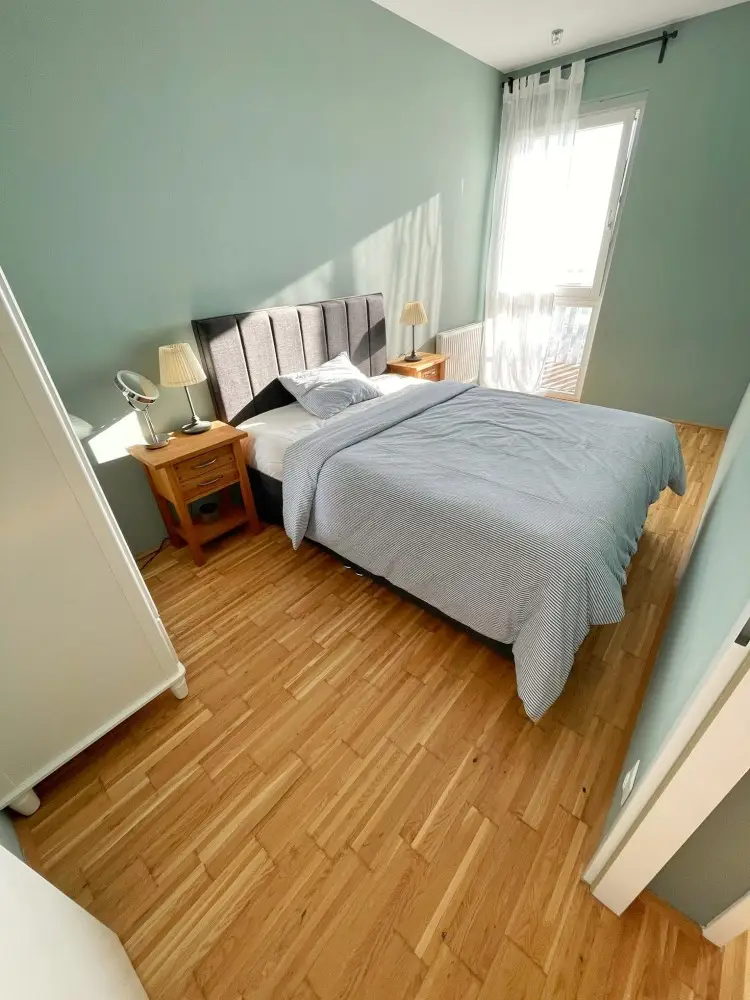Schlafzimmer (2)
