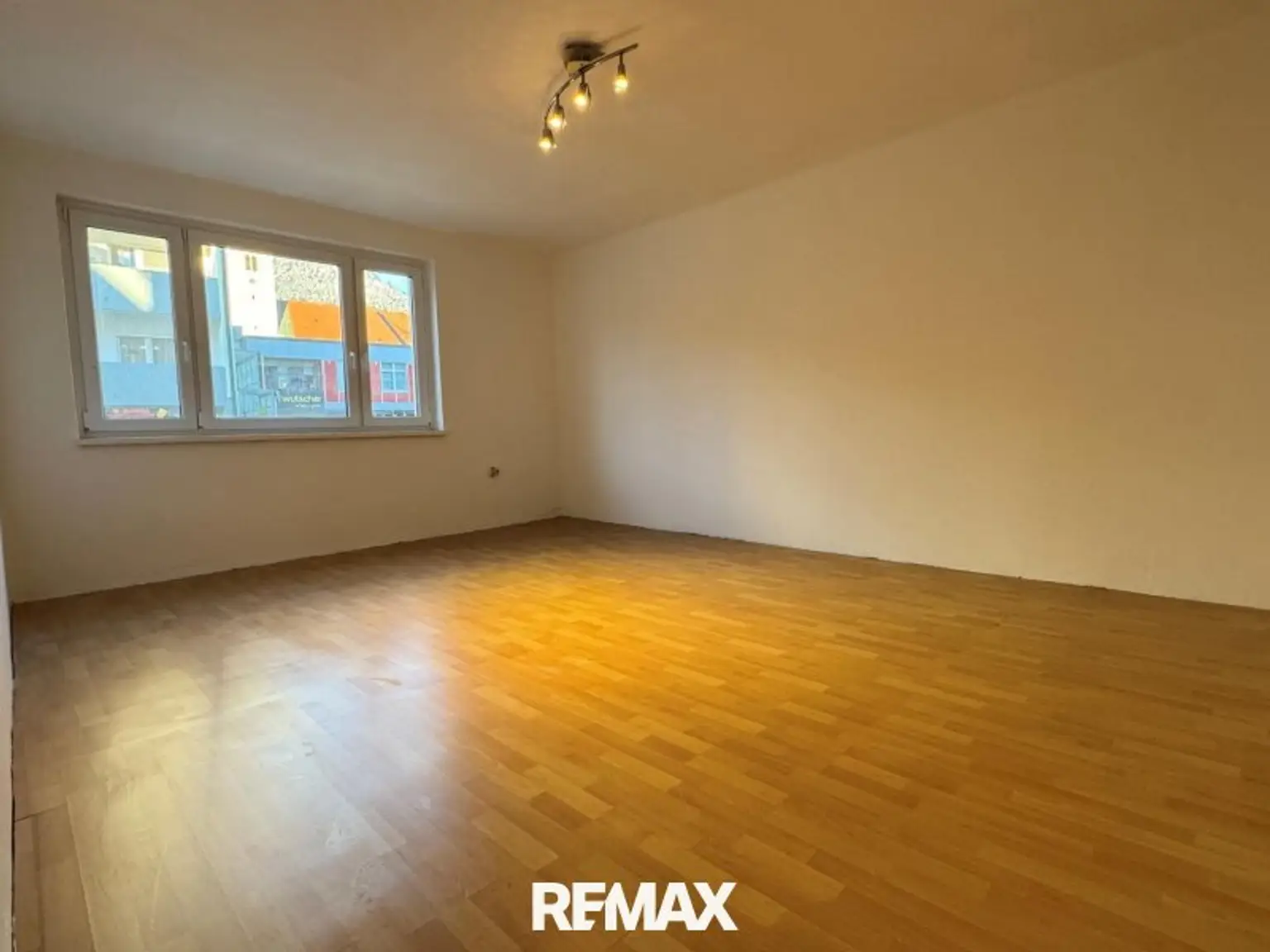 Wohnzimmer + Esszimmer