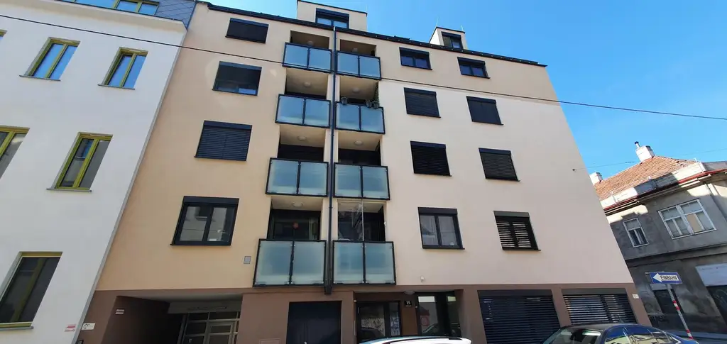 GARAGENPLATZ Geblergasse 15