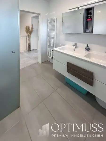 EXKLUSIVES ,MODERNES WOHNEN IM 4 ZIMMER EINFAMILIENHAUS IN STRASSHOF AN DER NORDBAHN !!!