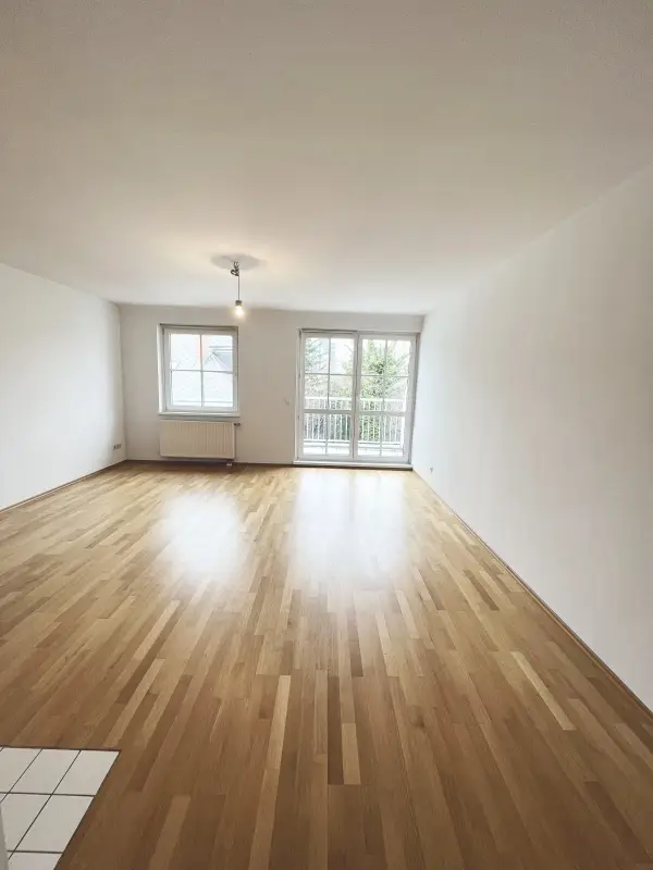 Gemütliche 1-Zimmer-Wohnung mit Terrasse - Nahe U4 Braunschweiggasse