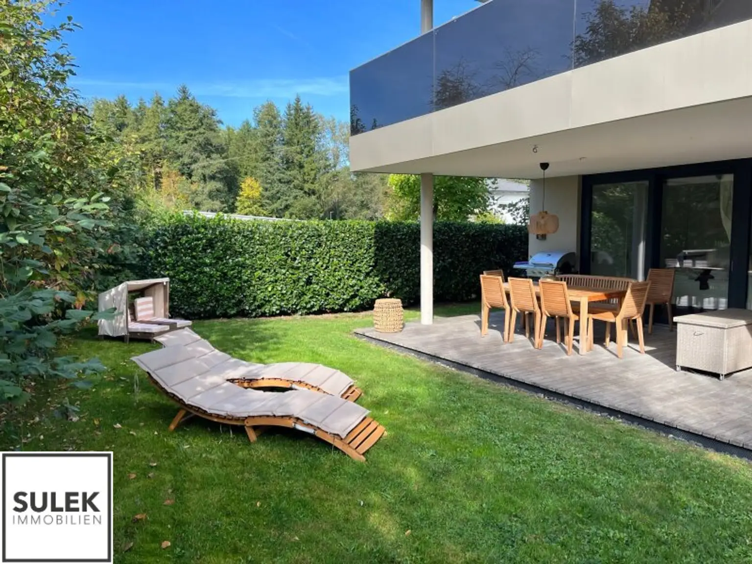 Attersee am Attersee: 2,5 Zimmer-Gartenwohnung mit Pool & Golfplatznähe – 250m zum Attersee | Jahresmiete