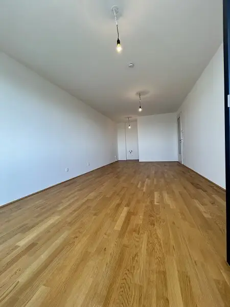 Traumhafte 3-Zimmer Wohnung in Wien: Erstbezug mit Balkon und Garage!
