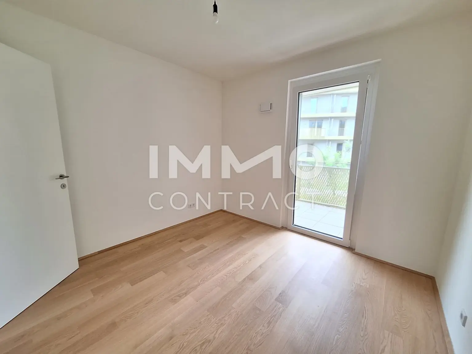 Ruhelage im Grünen; 3 Zimmerwohnung mit Balkon