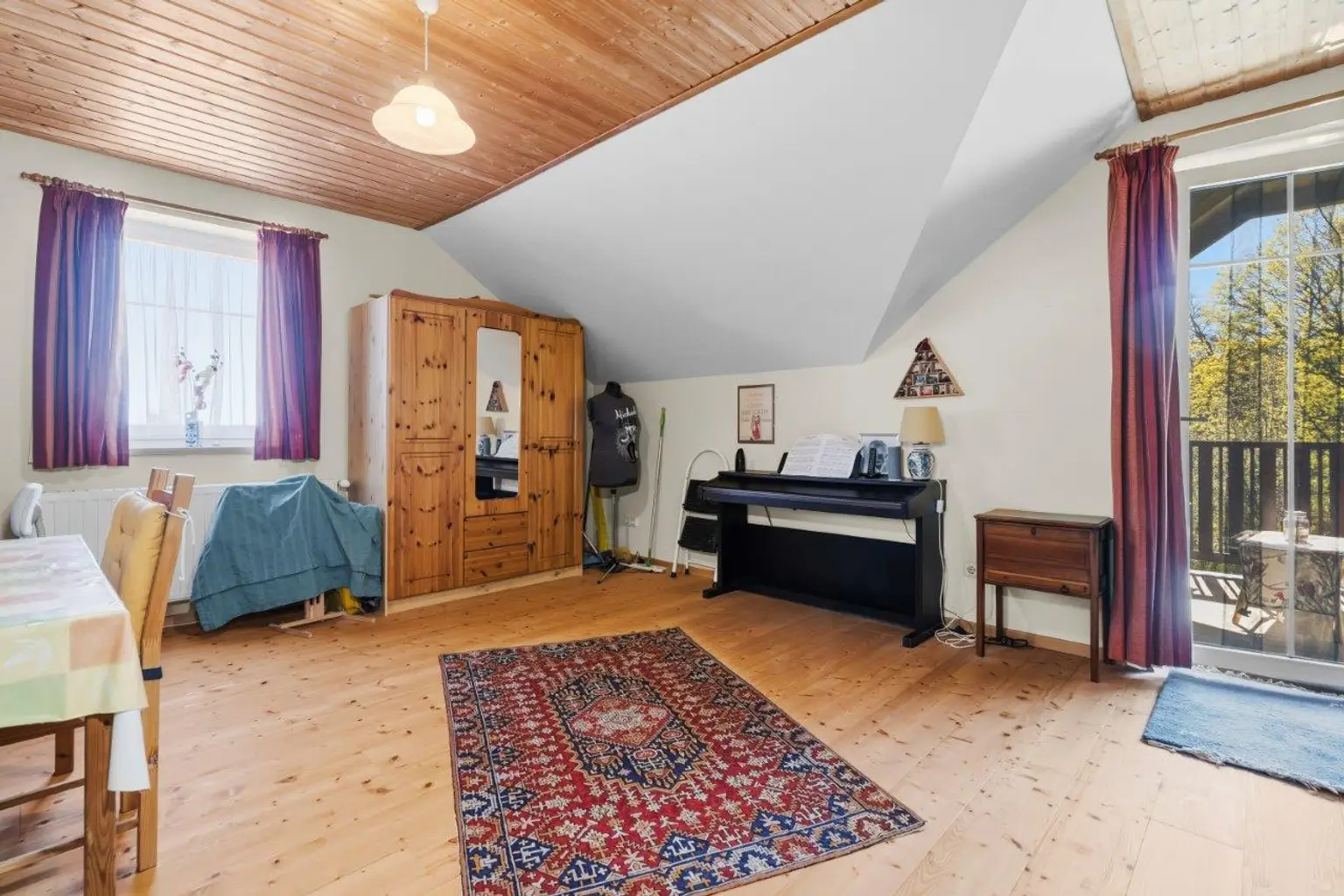 11 EFH 2113 Gästezimmer