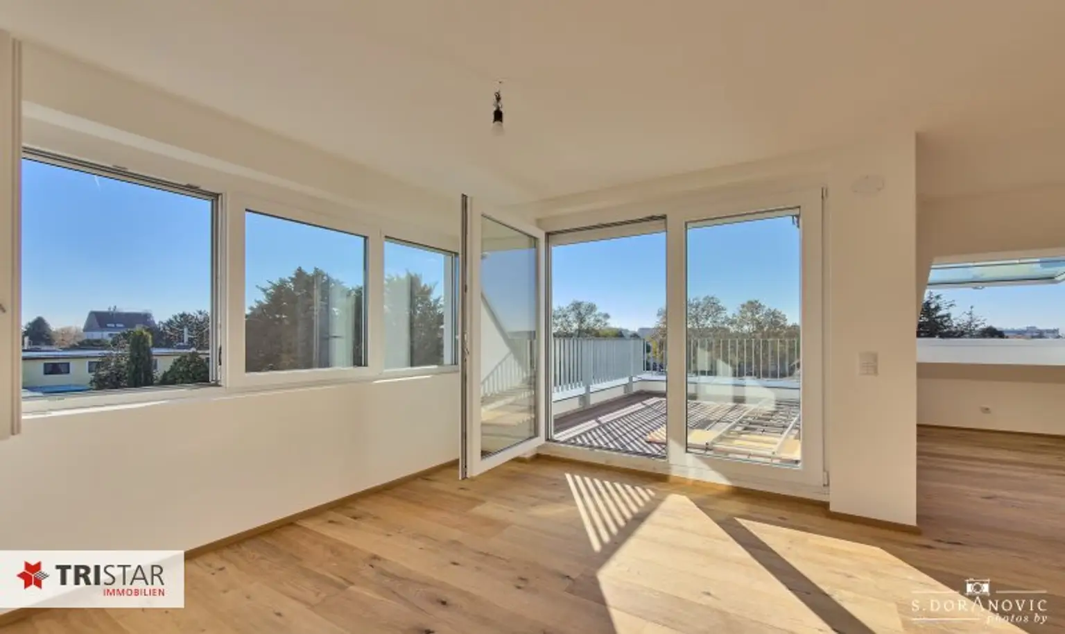 NEU! ++ ERSTBEZUG ++ 3-ZIMMER-DACHGESCHOSSWOHNUNG ++ CA. 85 M² WOHNFLÄCHE + TERRASSE CA. 11 M² ++ TIEFGARAGENPLÄTZE ++ U2 (ASPERNSTRASSE) ++ 1220 WIEN ++