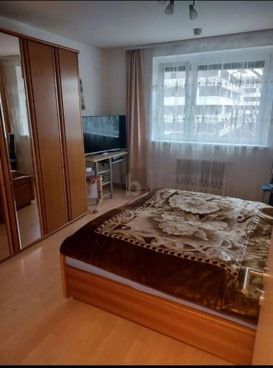 MIT GEWERBEIMMOBILIE, SEPARATEN EINGÄNGEN UND PARIFIZIERUNGSMÖGLICHKEIT