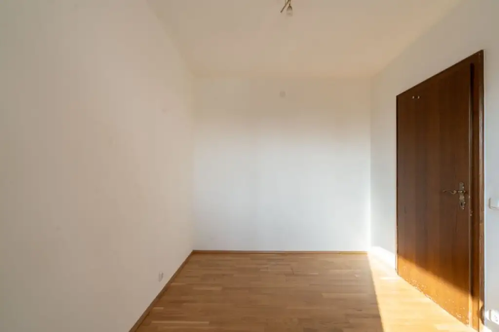 Toplage von Leonding: 7-Zimmer-Einfamilienhaus mit Pool & traumhaftem Ausblick zu kaufen