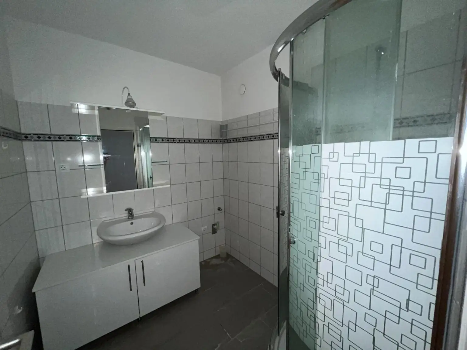 Gemütliche Loggia-Wohnung mit tollem Blick über Eisenstadt und seiner Umgebung!