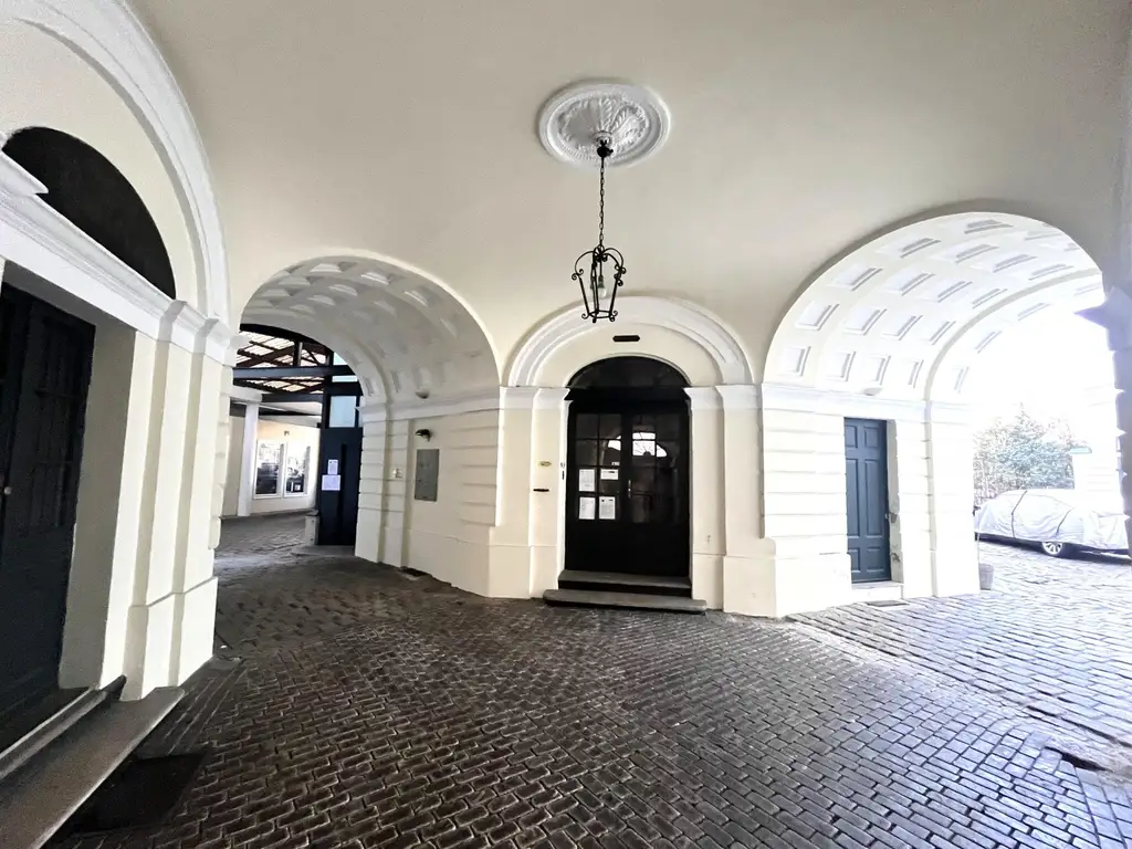 Altbau Wohnung mit Flair