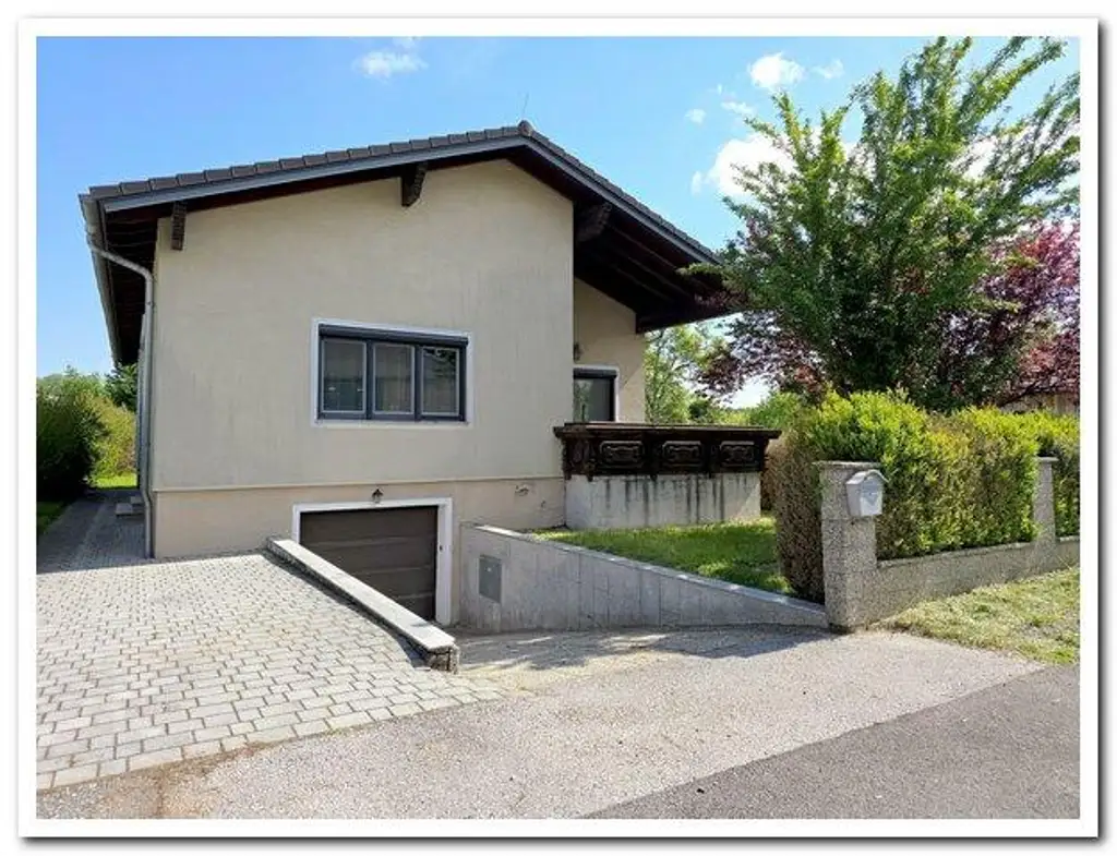 2011 Sierndorf/zentrumsnah, am Parschenbrunner Bach: Bungalow mit Vollkeller in absoluter Grünruhelage