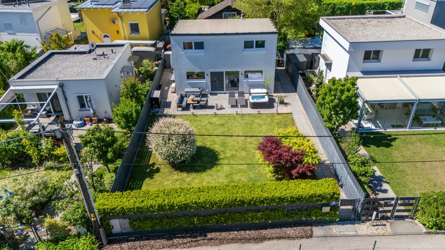 25 Drohne I|EFH1220 Wien