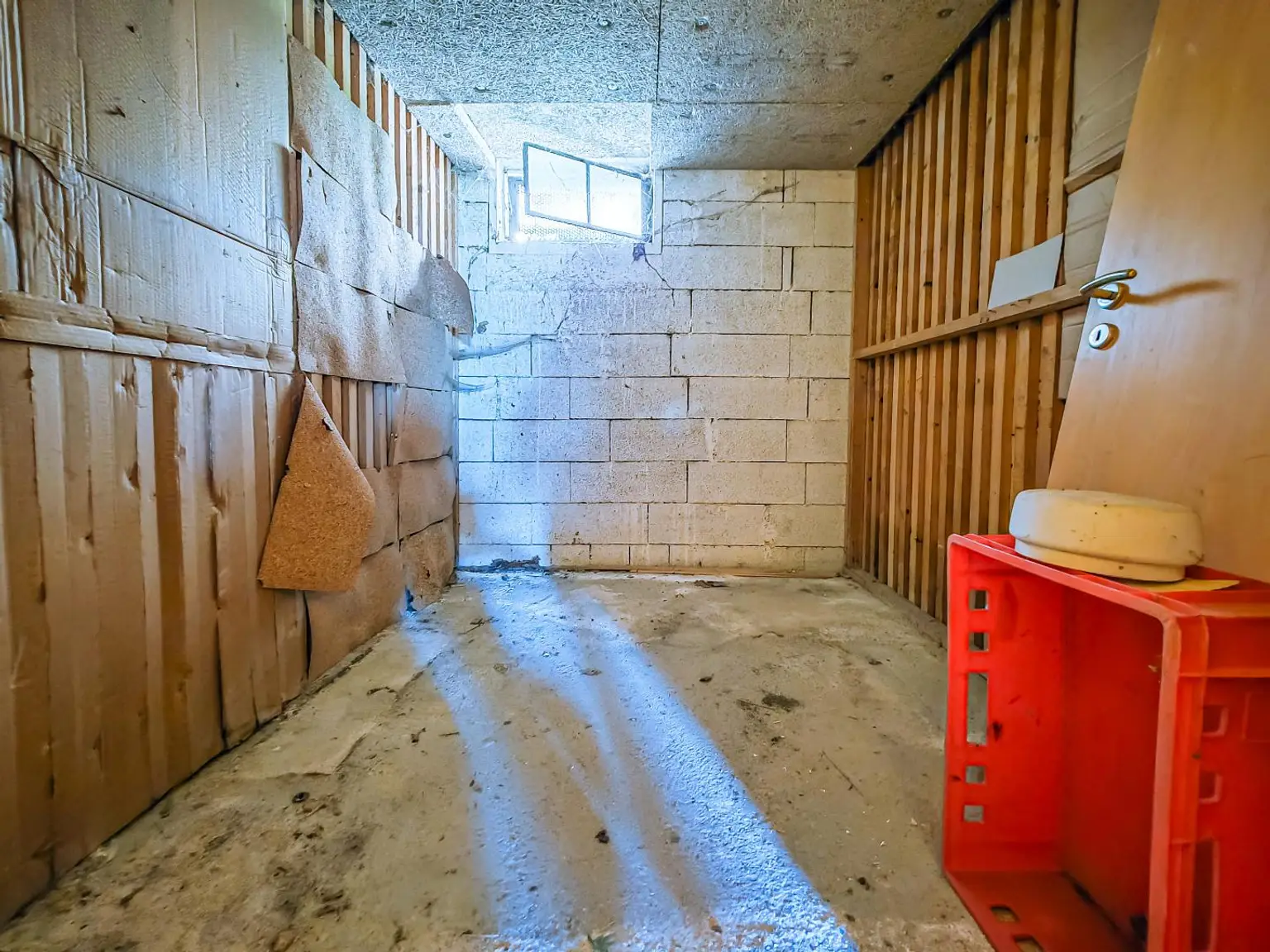 Gepflegte 2-Zimmer-Wohnung mit herrlichem Balkon in Aussichtslage in Fiecht!
