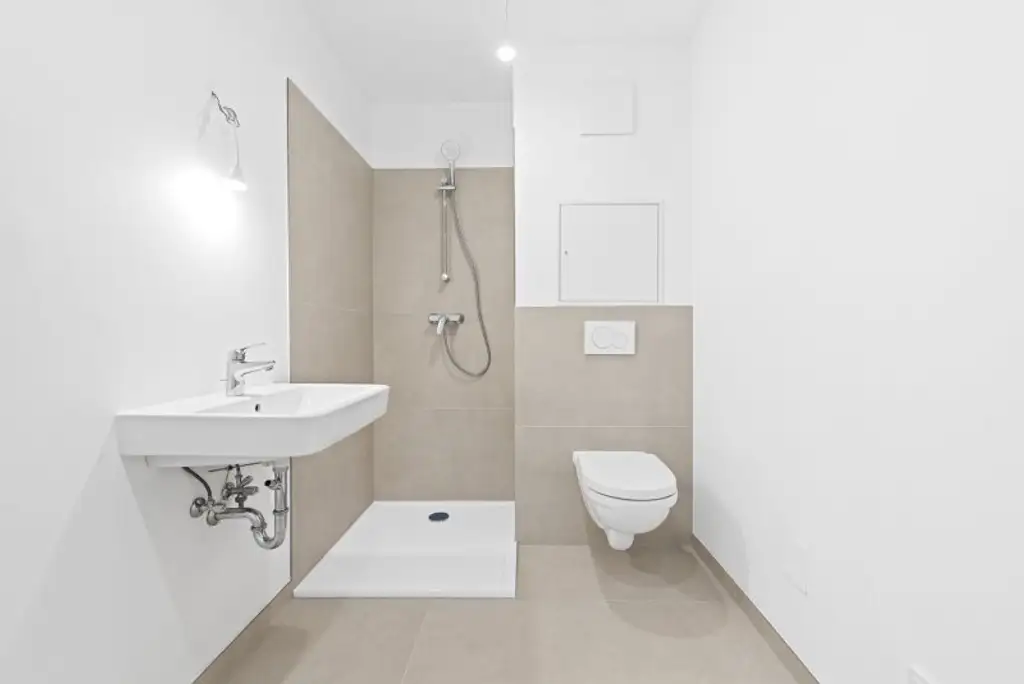 KOMPAKTE 2-ZIMMER-WOHNUNG MIT GEMÜTLICHEM BALKON - ERSTBEZUG!