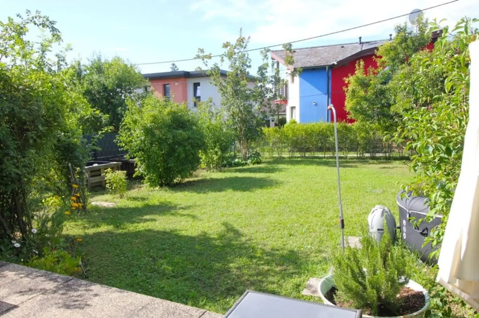 Sonniges Grundstück in absoluter Ruhelage mit Kleingartenhaus-Widmung