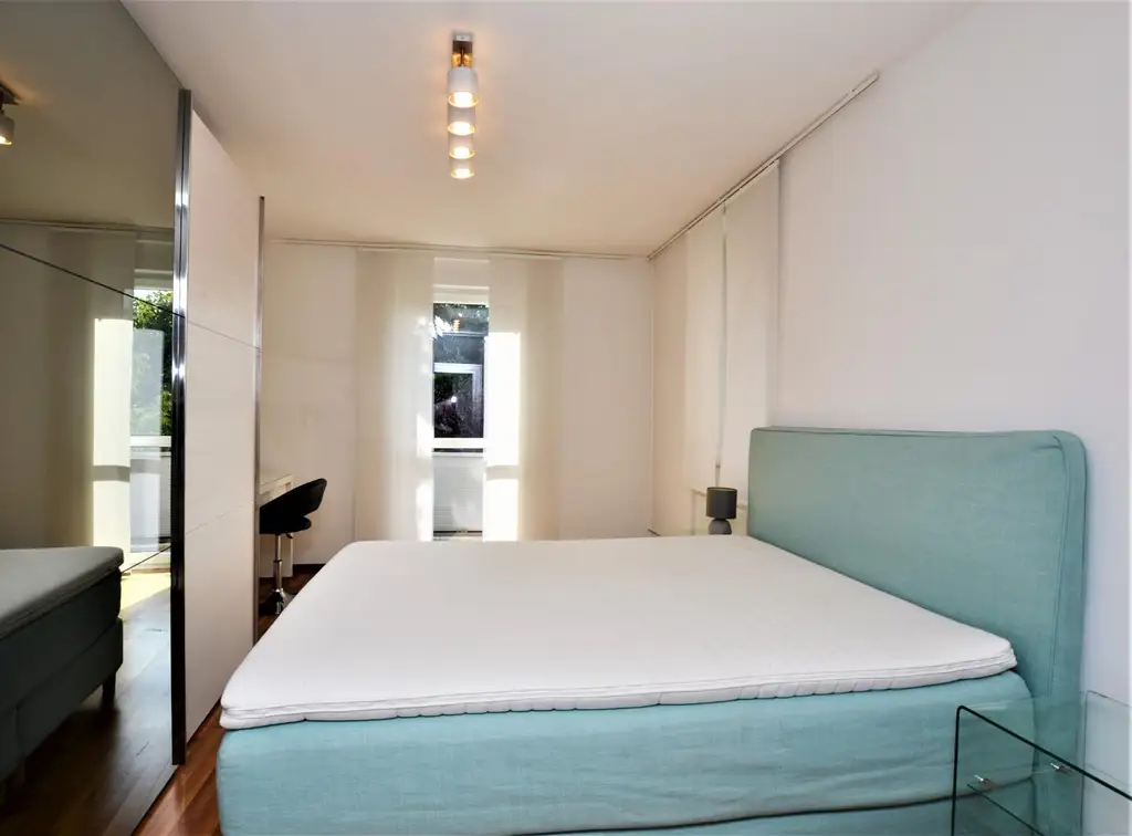 Moderner Wohntraum mit Loggia, Balkon und KFZ-Abstellplatz