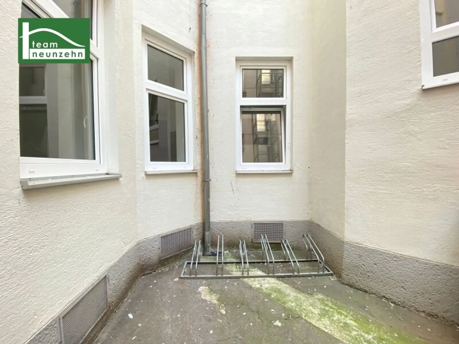 Panoramablick-Wohnung mit Dachterrasse nahe U6 Meidling zwischen Schönbrunn und Wienerberg - Frisch renoviert!
