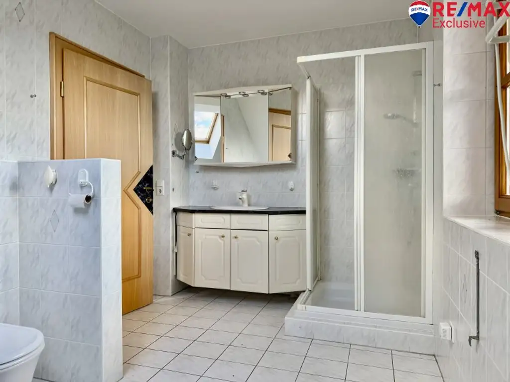 Seezauber – Einfamilienhaus auf ca. 120 m² Wfl. am Schloßsee in 2ter Reihe zu kaufen!
