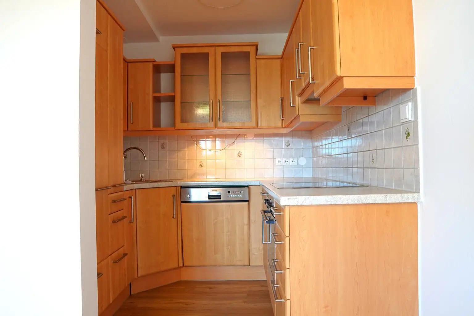 2.-3.Zi.-Wohnung (ca. 66m²) mit Balkon/Loggia und TG Abstellplatz