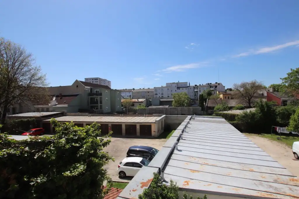 Tolle, sanierte 101m² - 4 Zimmer Altbauwohnung in der Mariannengasse - City