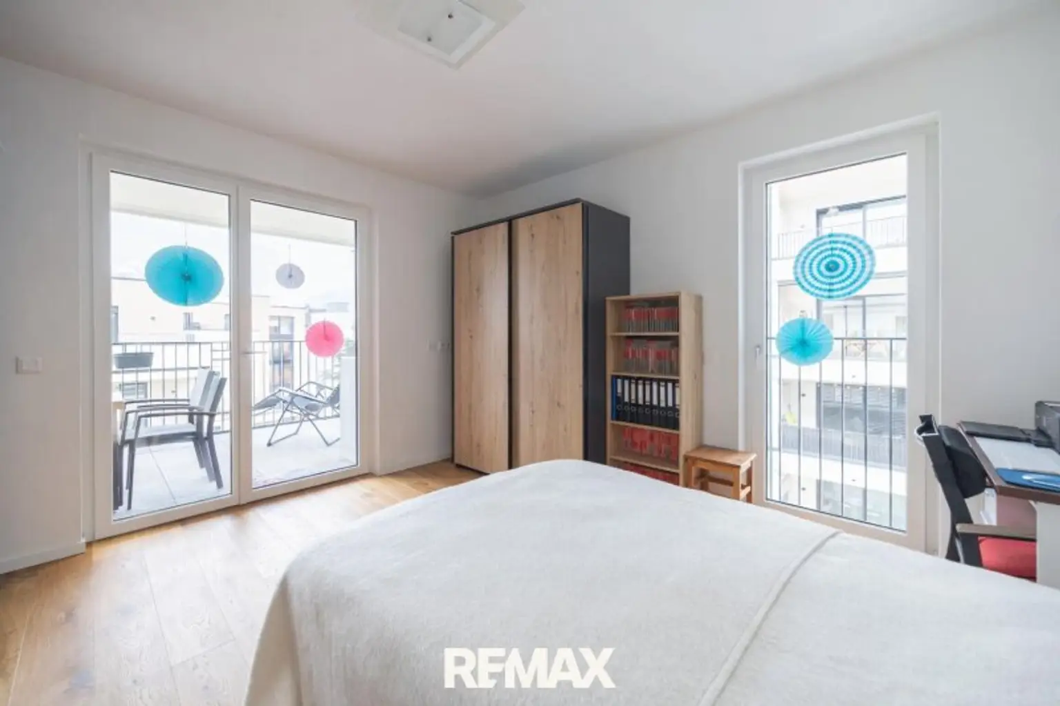 Schlafzimmer 1
