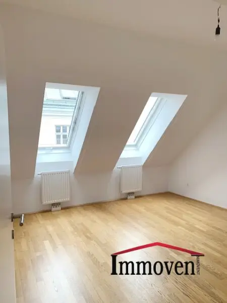Großzügige 4-Zimmerwohnung in Ruhelage mit Park Blick!
