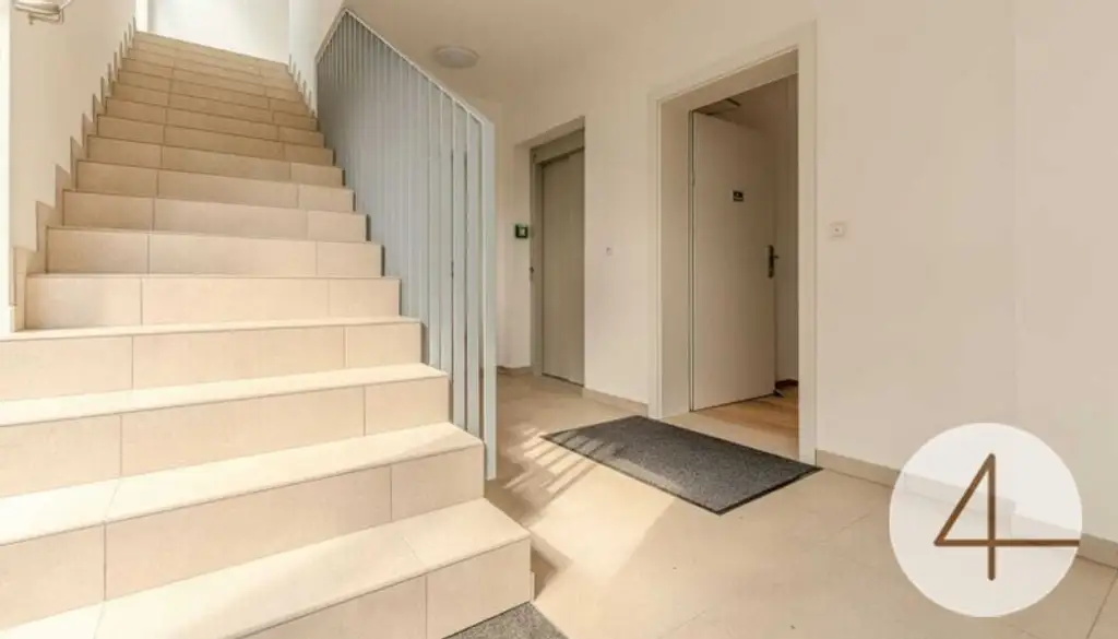 Wunderschöne Gartenwohnung 3 Schlafzimmer vermietet bis 31.08.2028