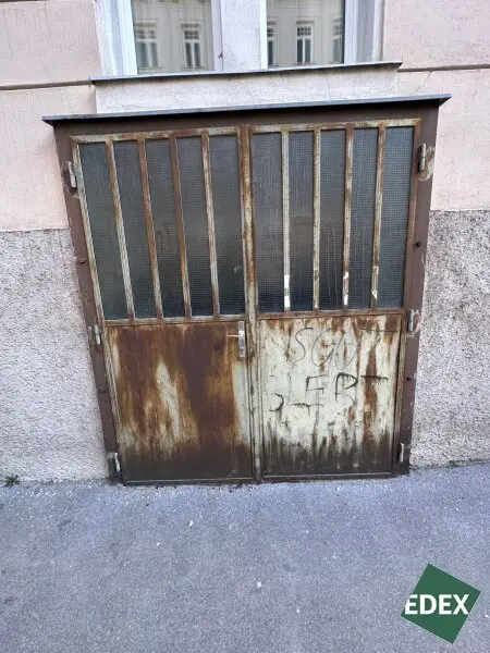 Große Werkstätte im 15. Bezirk