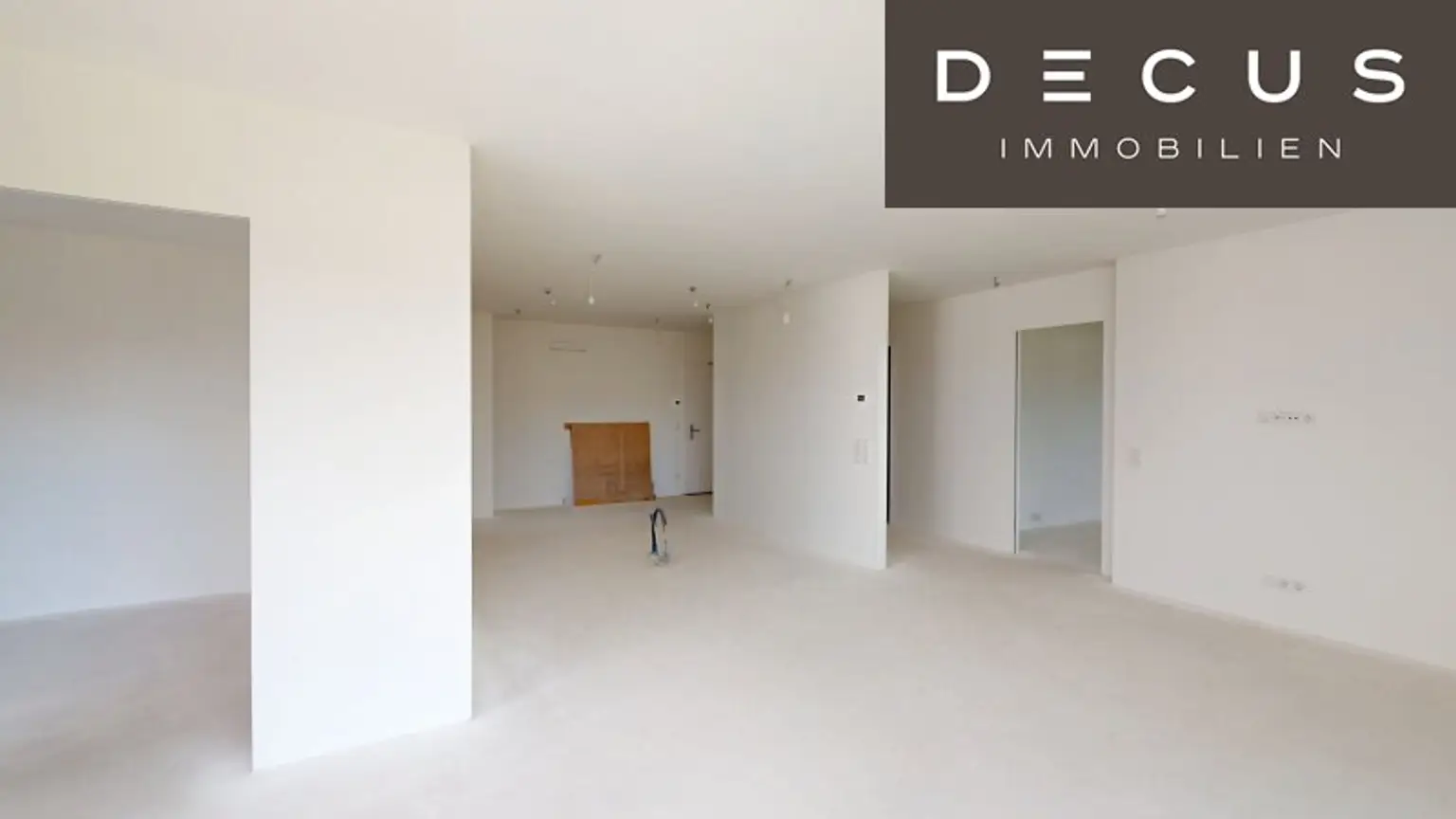 | PROVISIONSFREI | SPEKTAKULÄRE DACHTERRASSE | KLIMATISIERT |