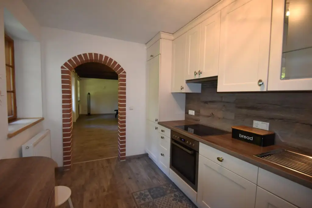 Einfamilienhaus mit großem Garten
