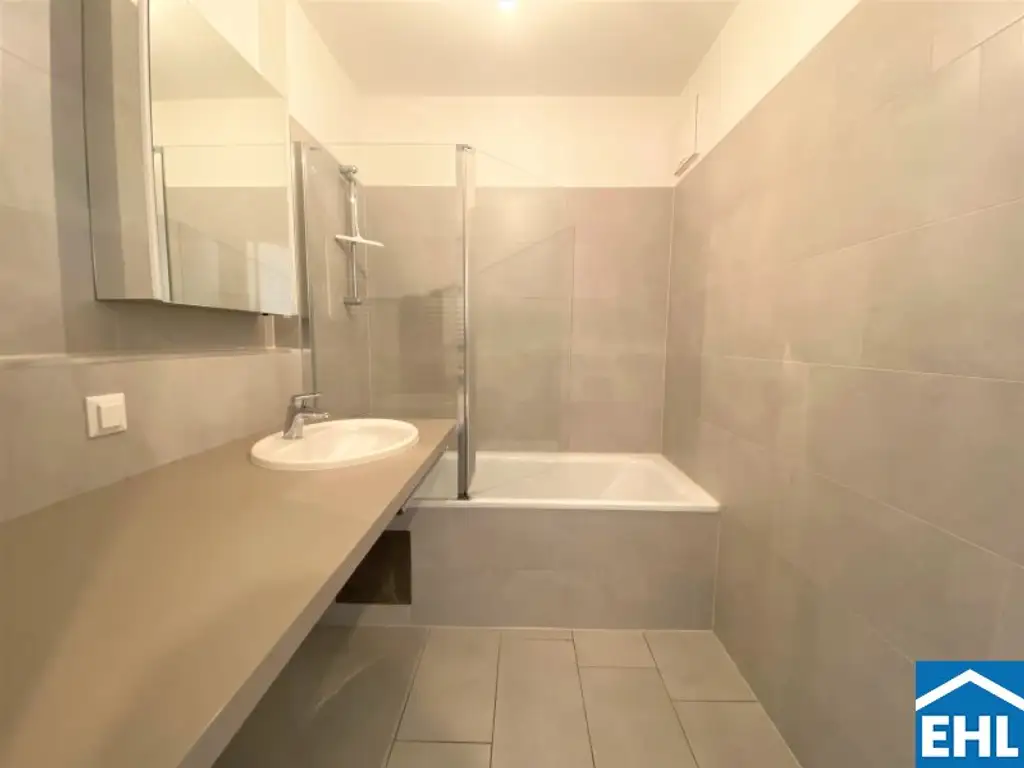 Freundliche 2 Zimmerwohnung mit Loggia in zentraler Lage
