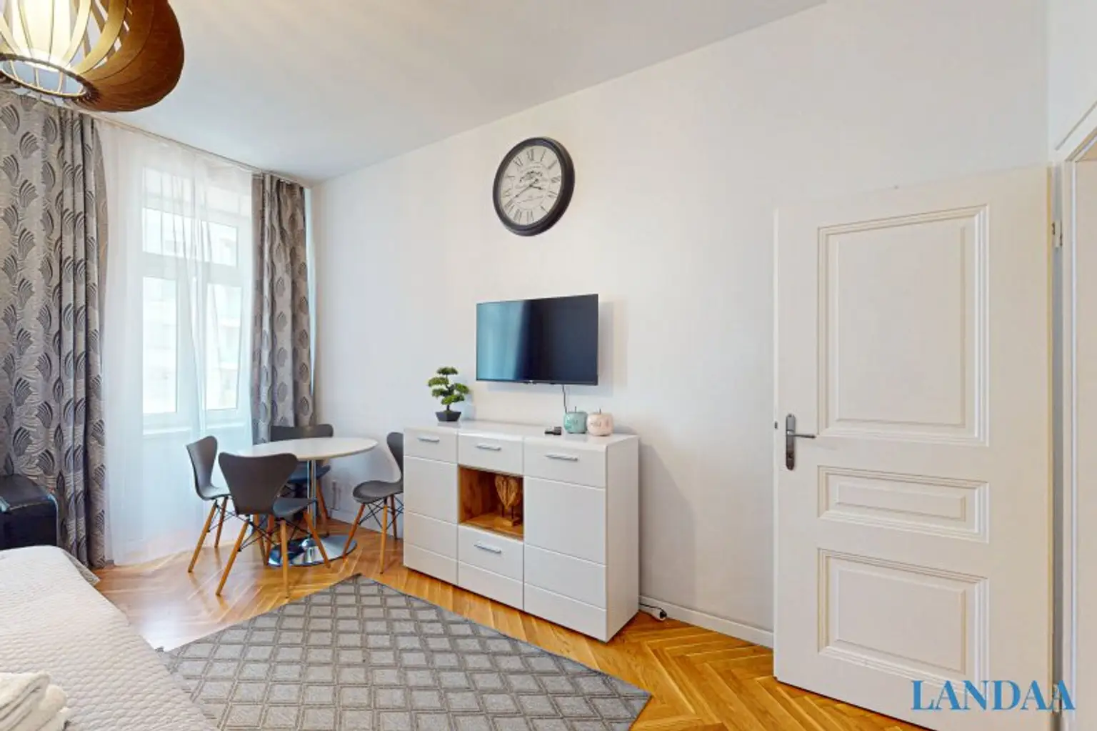 ++NEU++ Modern im Altbau - wunderschöne 2 Zimmer Wohnung mit Balkon! Ideal auch zur Vermietung – Top Zustand