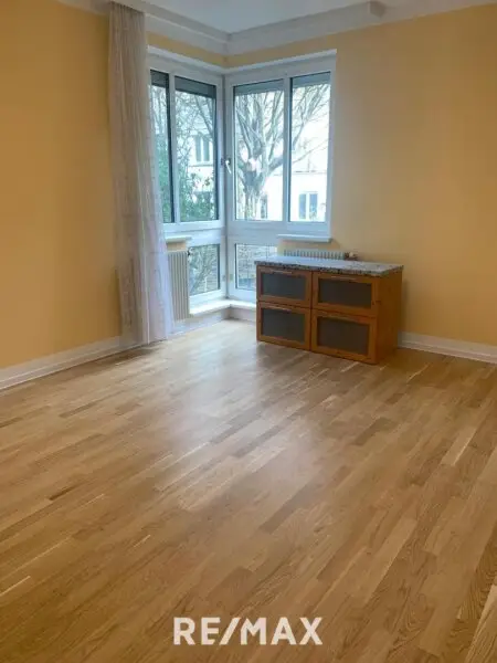 Gartenparadis- 3Zimmer- Garage