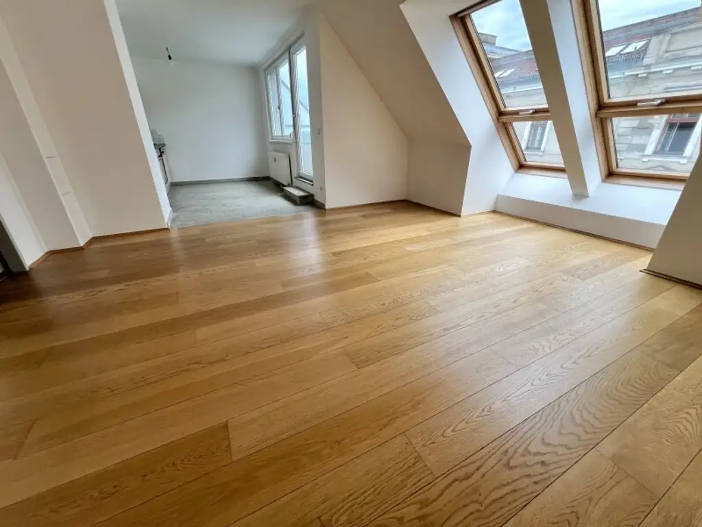 Dachterrassentraum: 3 Zimmer Dachgeschoss-Wohnung: 92m² mit Terrasse  zu kaufen!!