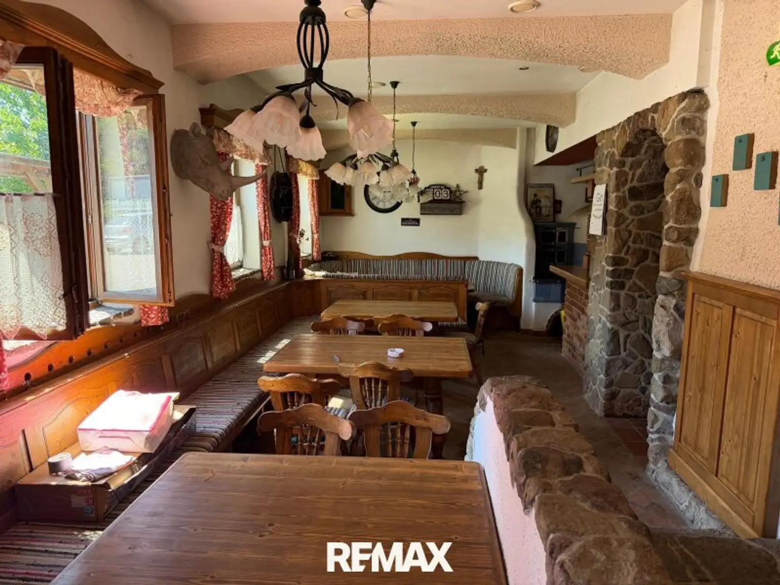 Pizzeria